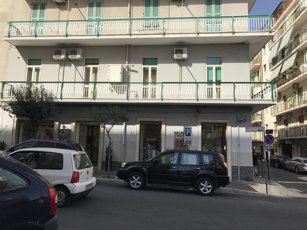 Donna Margharet Acomodação com café da manhã Crotone Exterior foto