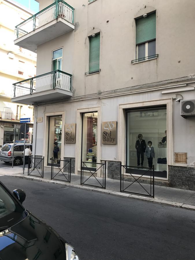 Donna Margharet Acomodação com café da manhã Crotone Exterior foto