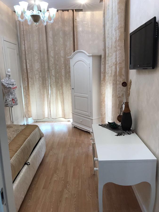 Donna Margharet Acomodação com café da manhã Crotone Exterior foto