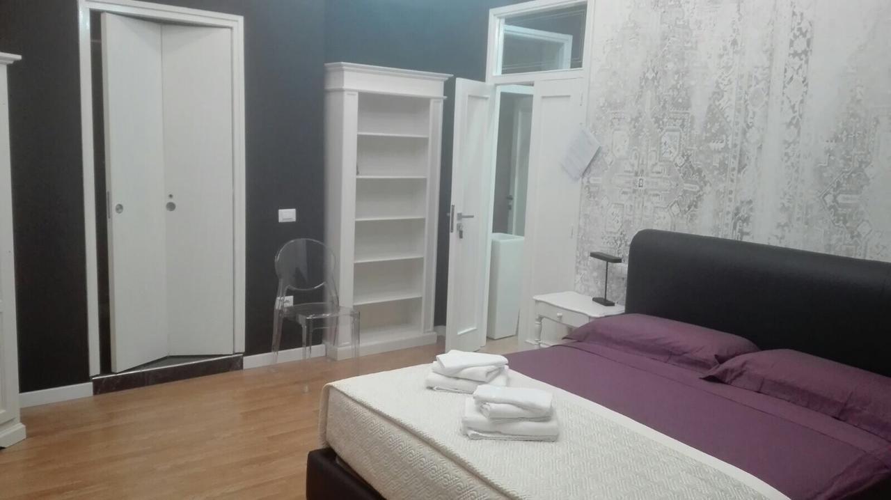 Donna Margharet Acomodação com café da manhã Crotone Exterior foto